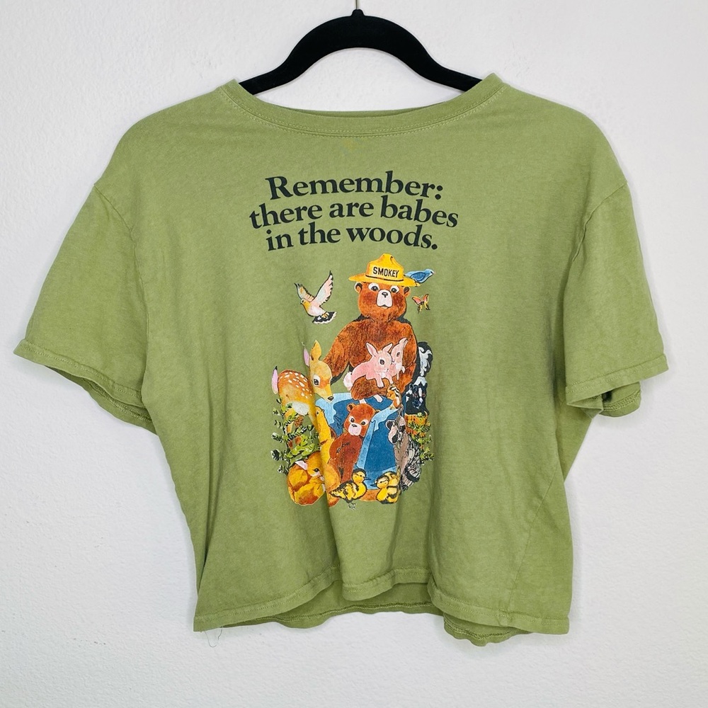 Smokey the Bear Cute Cropped Graphic Tee XL